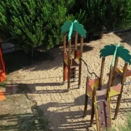 Tente Confort 5 Pers - - Api-1-52-1470 *